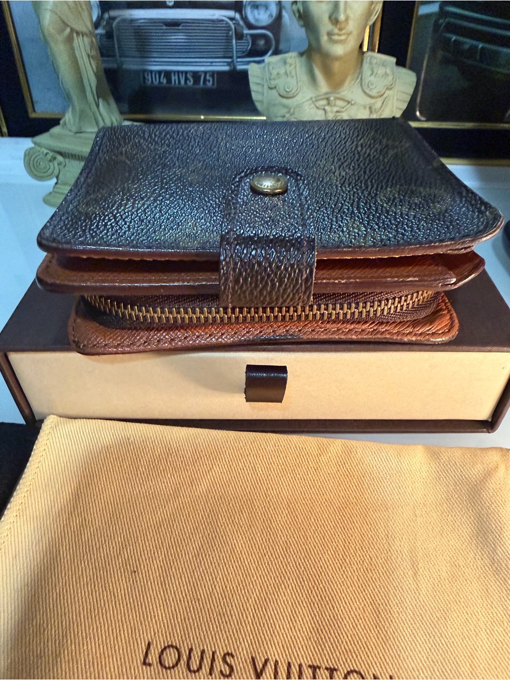 Louis Vuitton Brown Monogram wallet with free chain,insert,dust bag,box,COA - Picture 12 of 16